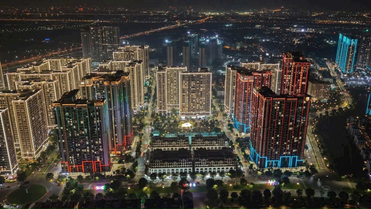 Vinhomes Ocean Park về đêm năm 2025