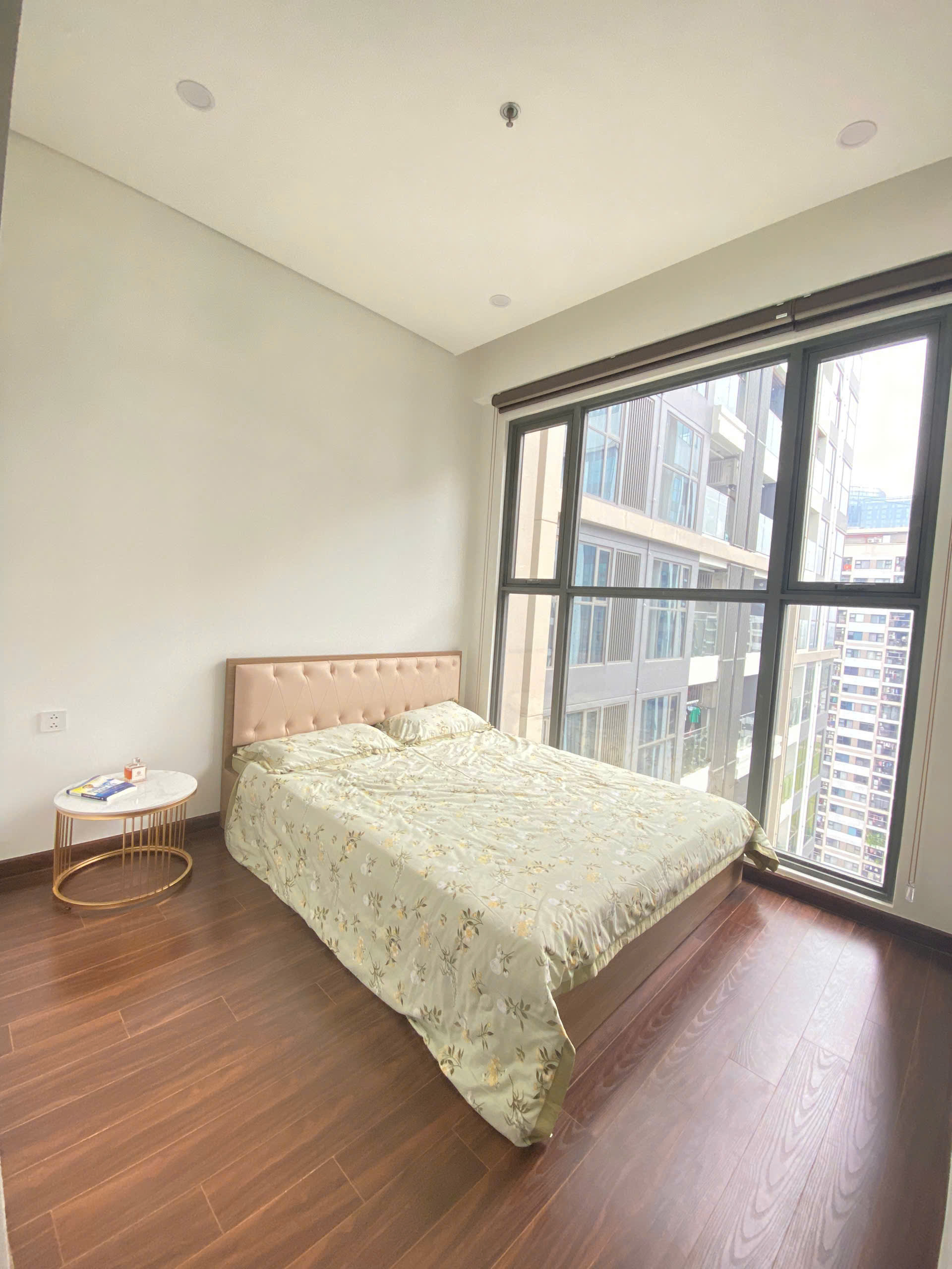 z7151465043912_4cf4d7faca312fec655f30fced23273e Cho Thuê Căn Hộ 2PN 2WC Full Đồ Đẹp Tại Masteri Waterfront – Chỉ 10,5 Triệu/Tháng