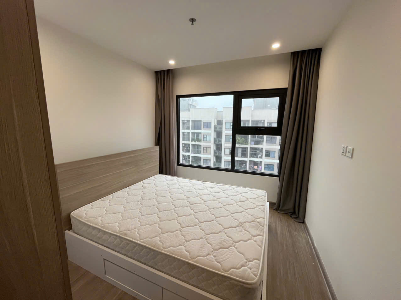 Cho Thuê Căn Hộ 2PN 1WC Gần Full Đồ – Tòa S2.17 Vinhomes Ocean Park, chỉ 7 triệu/tháng Cho Thuê Căn Hộ 2PN 1WC Gần Full Đồ – Tòa S2.17 Vinhomes Ocean Park, chỉ 7 triệu/tháng