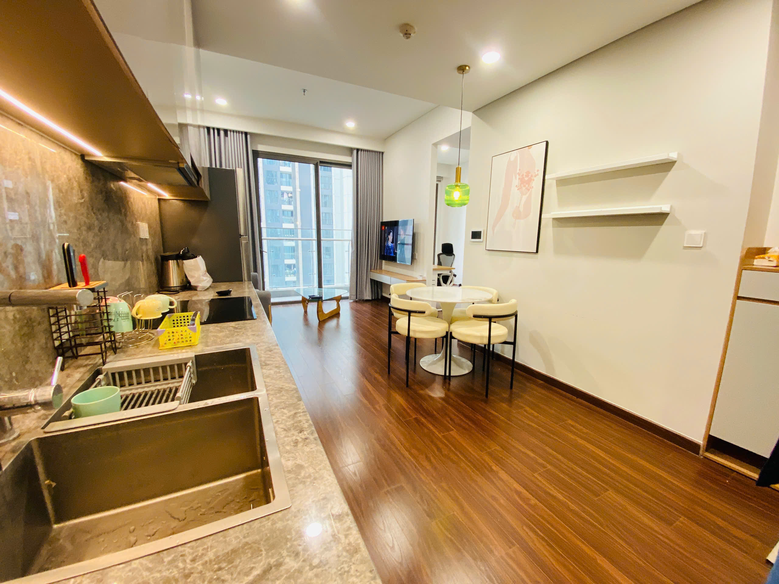 cho-thue-can-ho-2pn-2wc-masteri-waterfront. pk Cho Thuê Căn Hộ 2PN 2WC Masteri Waterfront – Căn Góc Full Đồ Đẹp, Giá 13 Triệu Bao Phí