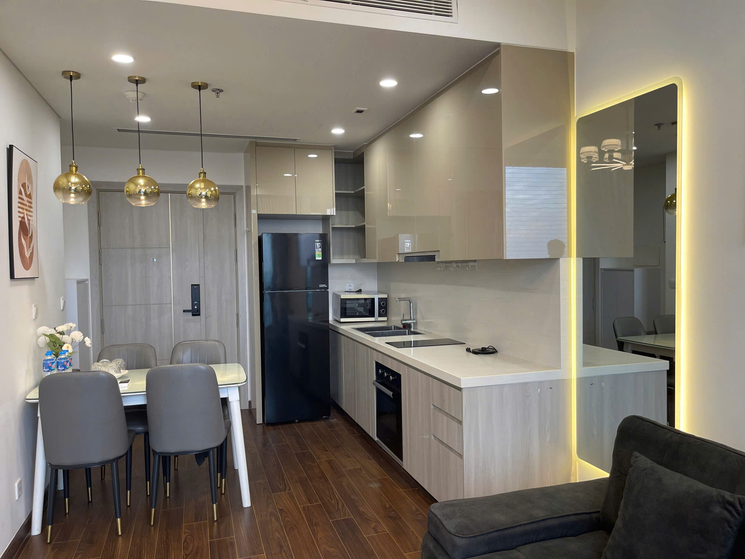 cho-thue-homestay-2pn-masteri-west-heights-2 Cho thuê homestay 2PN Masteri West Heights | Giá tốt | View Hồ