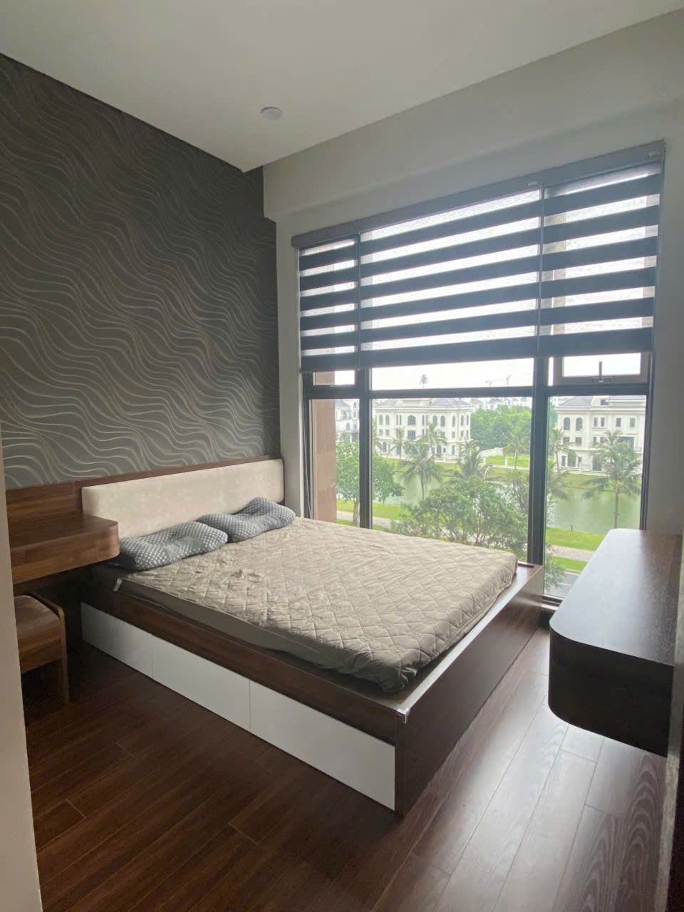 z7286345112359_97f848ac5dd62e7e334658c1f3394e10 Cho Thuê Căn Hộ 2PN 2WC Full Đồ – Toà H2 Masteri Waterfront