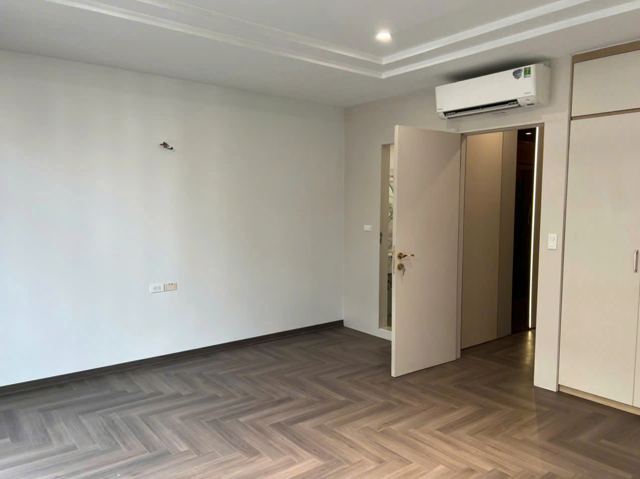 Cho thuê biệt thự liền kề Vinhomes Ocean Park 3 – Phố Biển, có thang máy, giá 10 triệu:tháng-6 Cho thuê biệt thự liền kề Vinhomes Ocean Park 3 – Phố Biển, có thang máy, giá 10 triệu/tháng