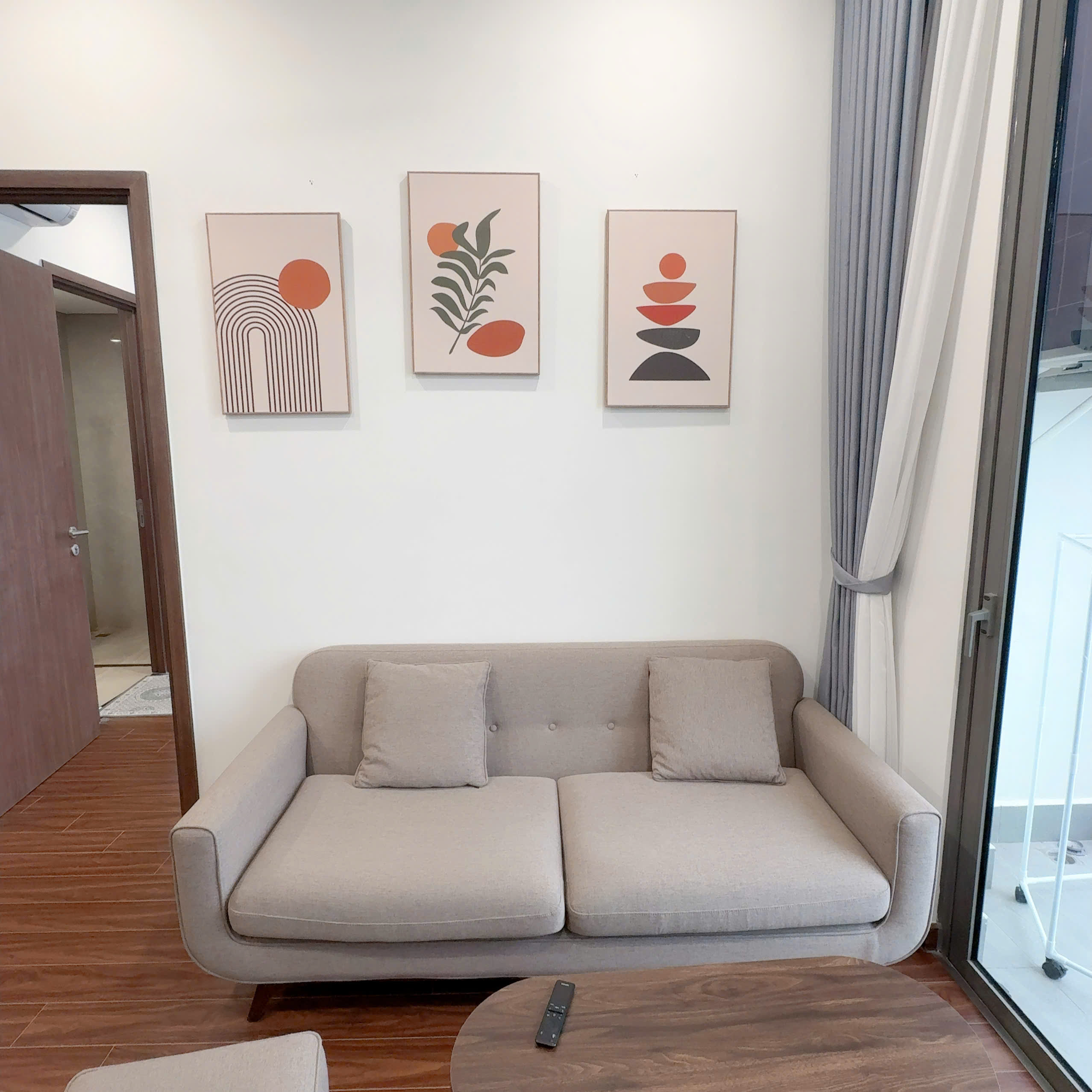 ban-can-2pn-masteri-waterfront-h2-tang-cao-11 Bán căn 2PN Masteri Waterfront H2 tầng cao, full đồ, có sổ