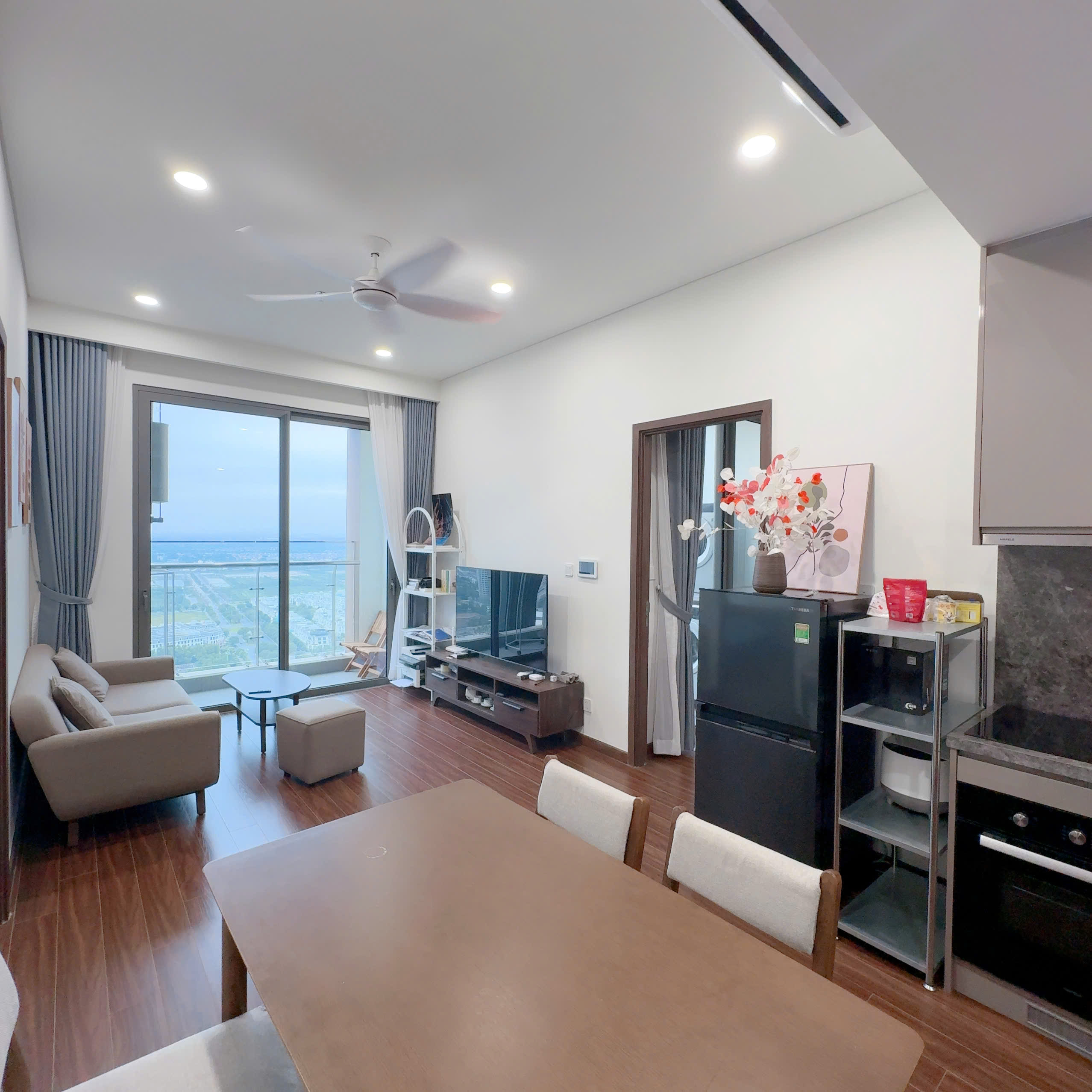 ban-can-2pn-masteri-waterfront-h2-tang-cao Bán căn 2PN Masteri Waterfront H2 tầng cao, full đồ, có sổ