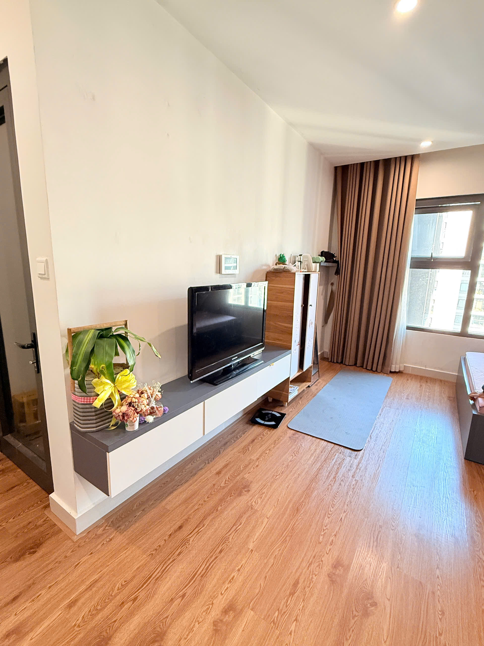 ban-studio-vinhomes-ocean-park-s206-2 Bán Căn Studio Vinhomes Ocean Park – Tòa S2.06, Tầng Cao, Full Nội Thất, Có Sổ