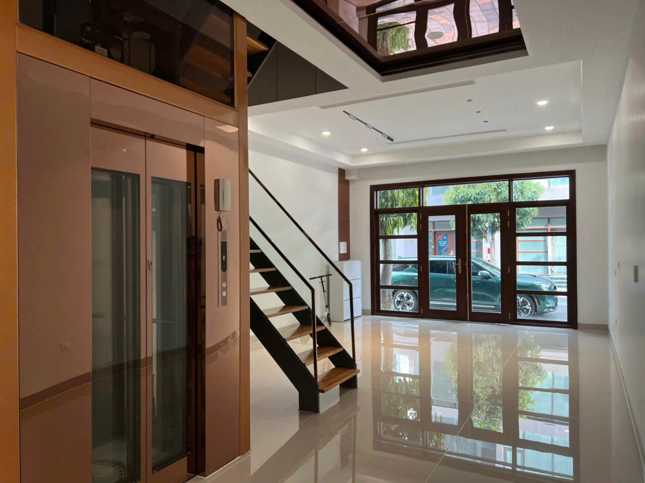 cho-thue-biet-thu-lien-ke-vinhomes-ocean-park-3-pho-bien-1 Cho thuê biệt thự liền kề Vinhomes Ocean Park 3 – Phố Biển, có thang máy, giá 10 triệu/tháng