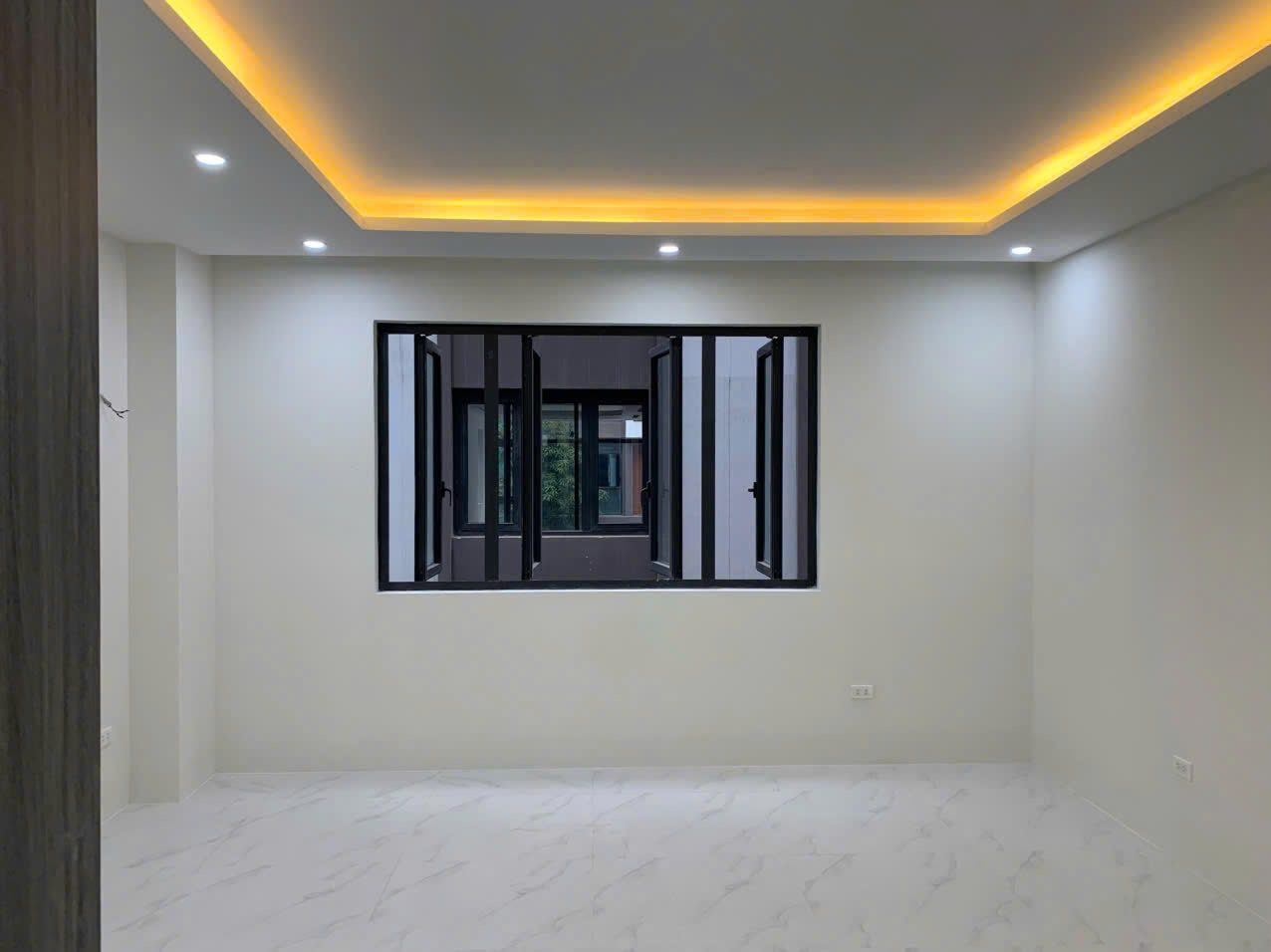 cho-thue-lien-ke-vinhomes-ocean-park-3-pho-bien-1 Cho Thuê Căn Liền Kề Vinhomes Ocean Park 3 – Phân Khu Phố Biển | Giá 10 Triệu Bao Phí