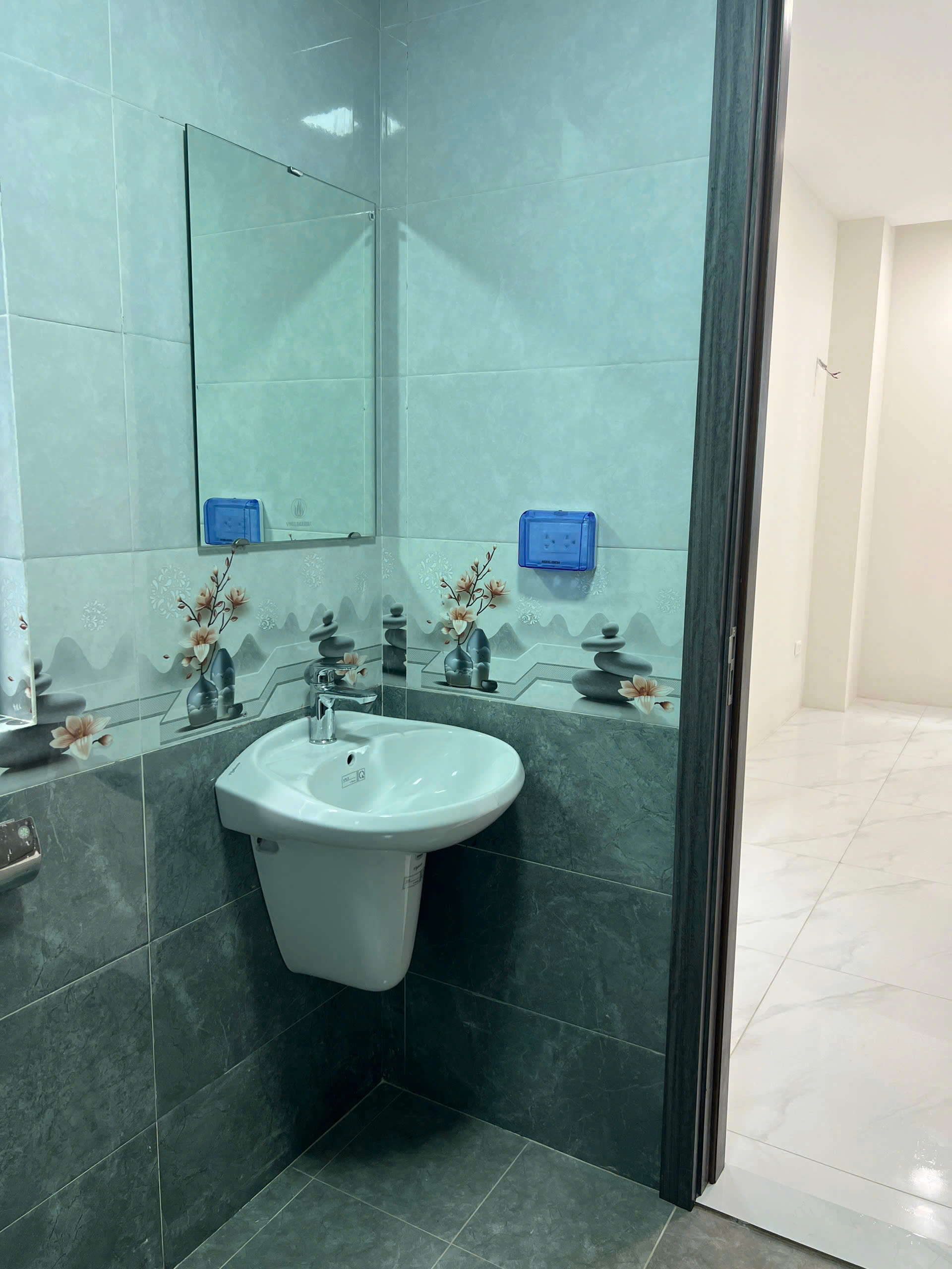 cho-thue-lien-ke-vinhomes-ocean-park-3-pho-bien-4 Cho Thuê Căn Liền Kề Vinhomes Ocean Park 3 – Phân Khu Phố Biển | Giá 10 Triệu Bao Phí