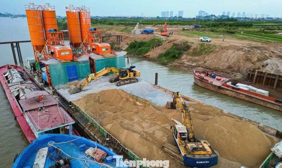 Tiến độ xây Cầu Ngọc Hồi 