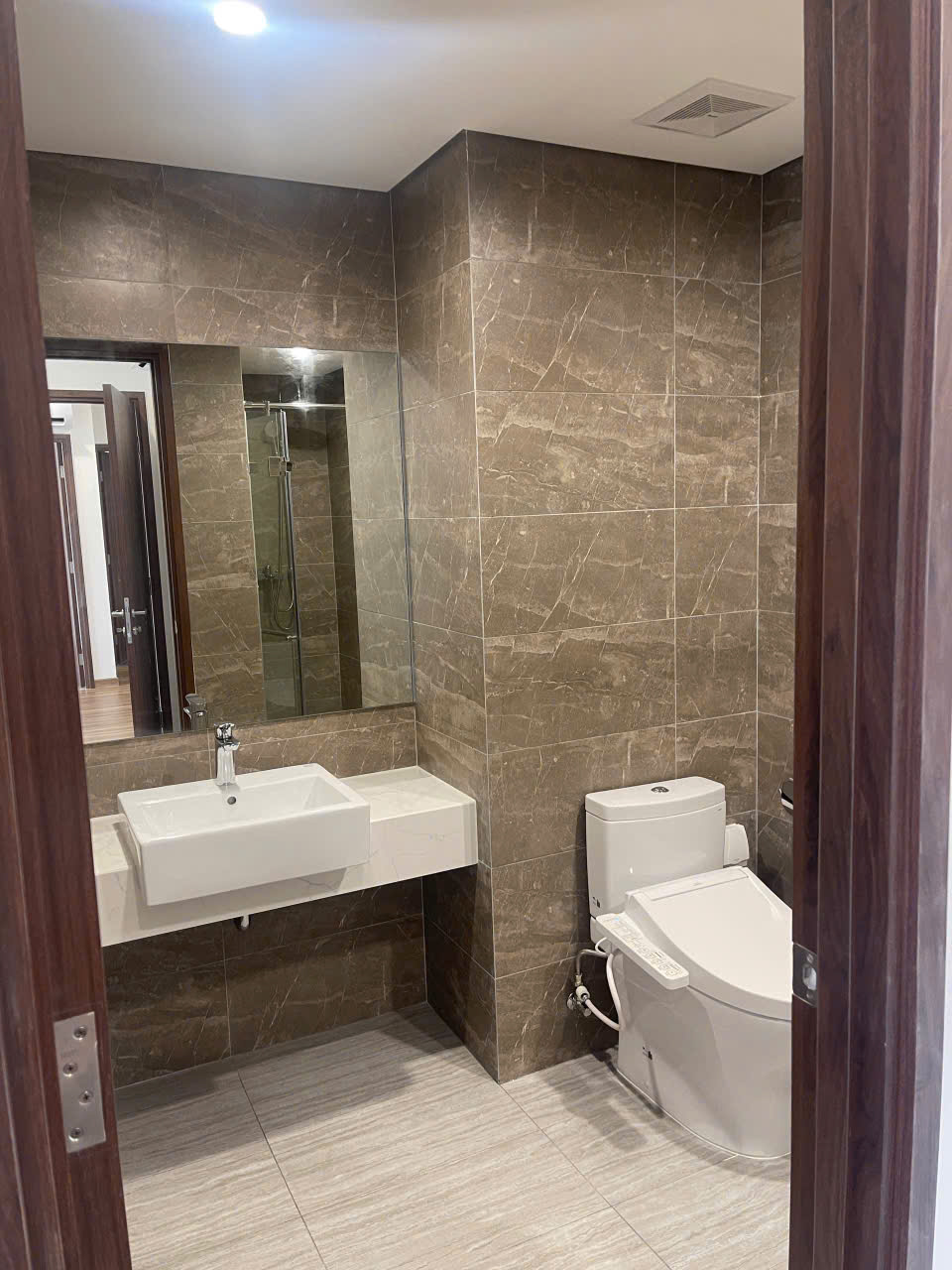 cho-thue-can-ho-2pn-zurich-3-vinhomes-ocean-park-6 Cho thuê căn hộ 2PN Zurich 3 Vinhomes Ocean Park, diện tích 75m² thông thuỷ, nội thất nguyên bản CĐT, giá 10 triệu/tháng