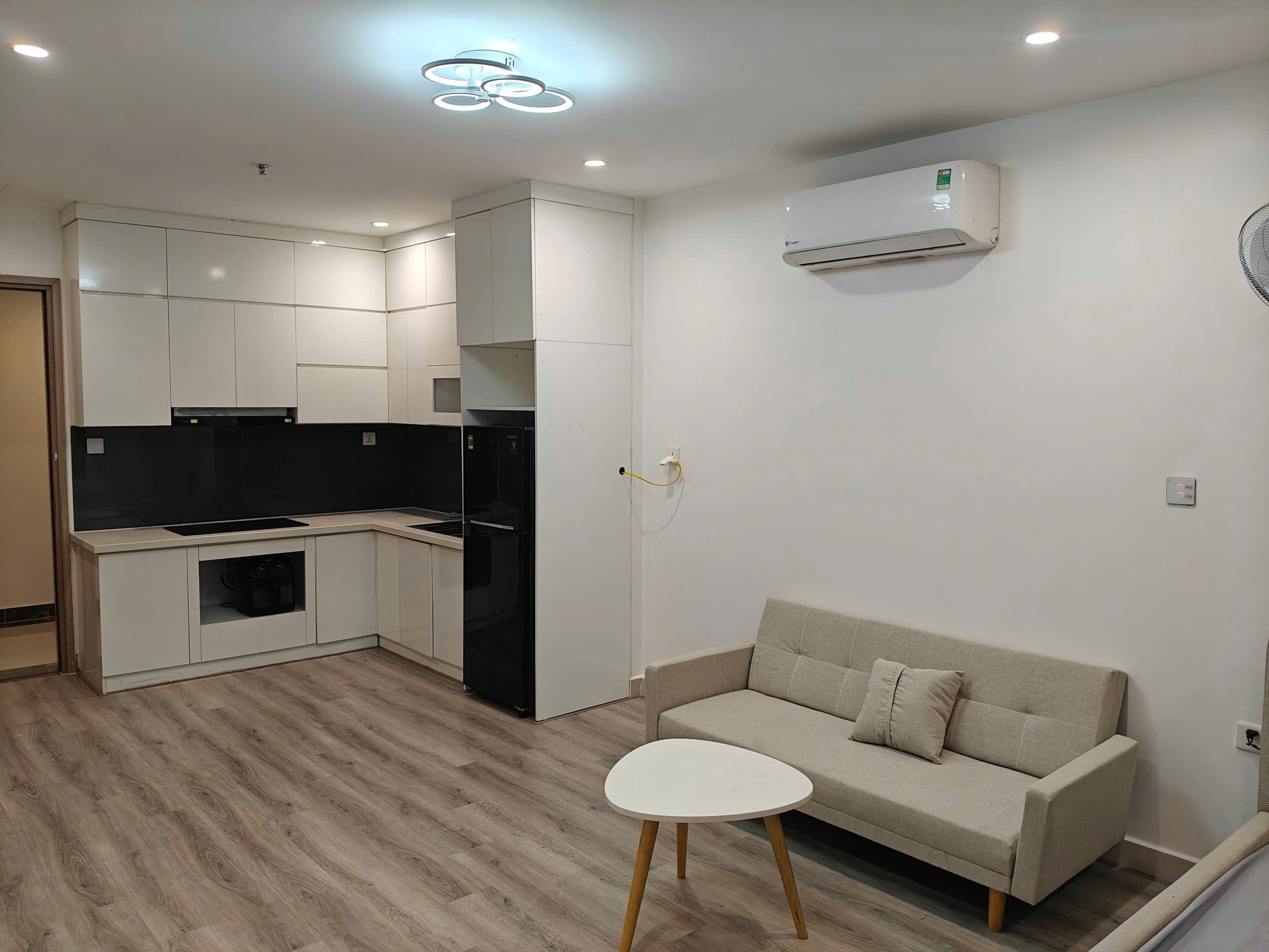 cho-thue-can-ho-studio-s207-vinhomes-ocean-park-full-noi-that-6 Cho thuê studio S2.07 Vinhomes Ocean Park full nội thất, bao phí, giá 6.5 triệu/tháng.