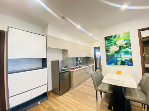 Cho thuê căn hộ 2PN 2WC tòa ZR2 Vinhomes Ocean Park