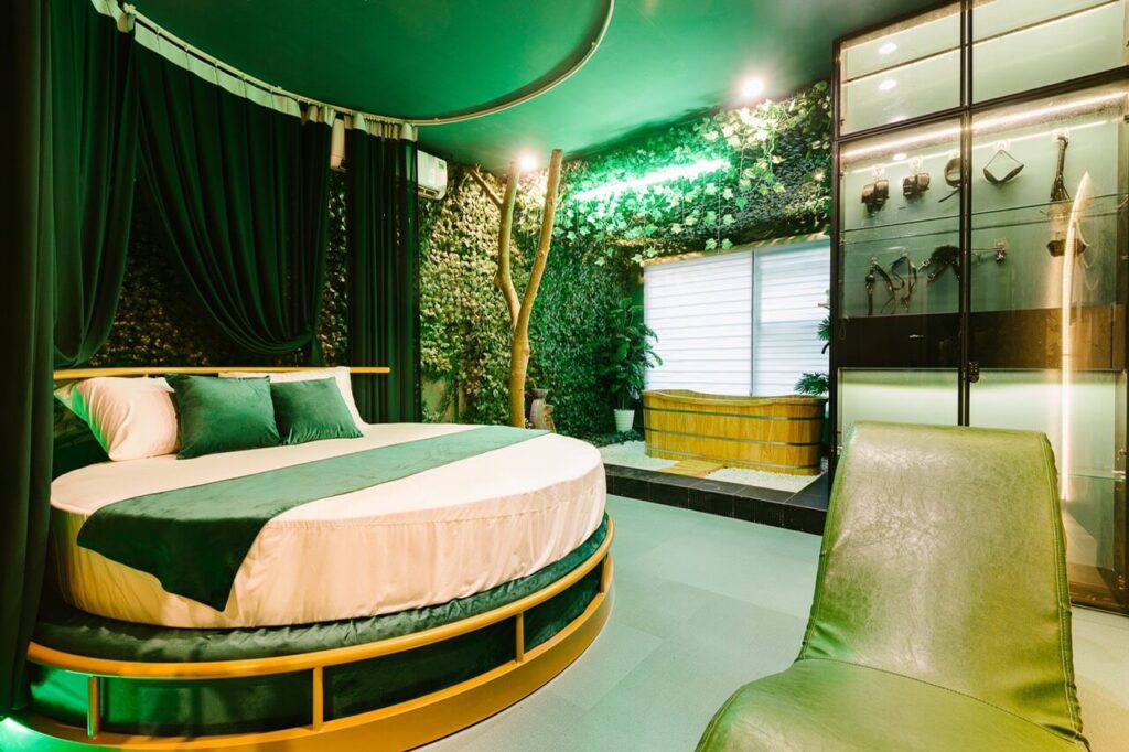 Homestay tình yêu tại Vinhomes Ocean Park với decor cảm xúc, ghế tình yêu, không gian riêng tư