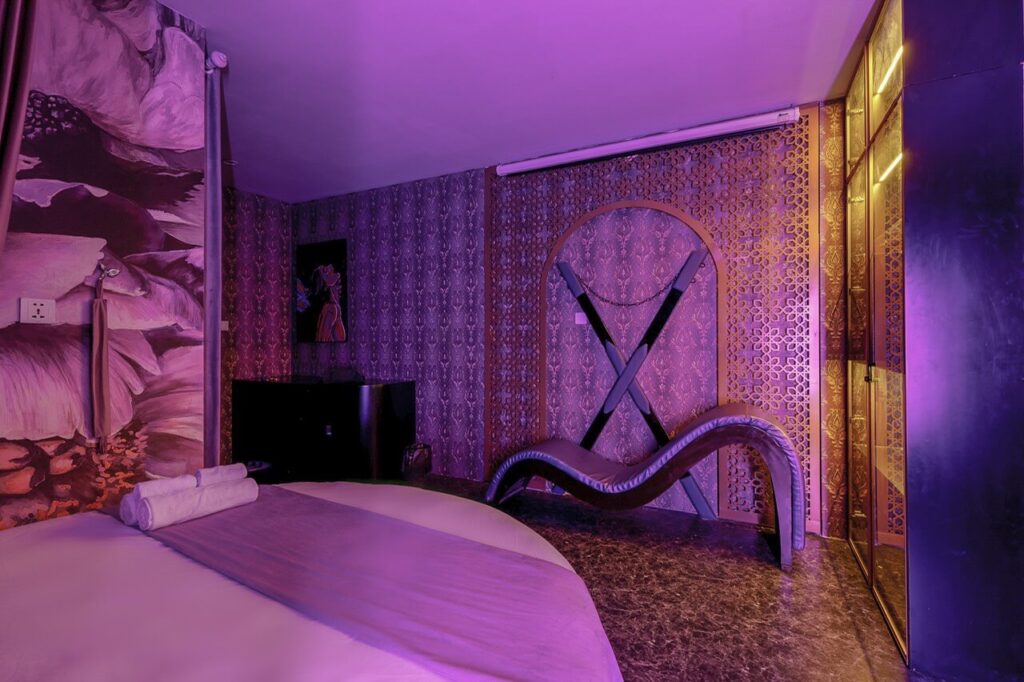 Homestay tình yêu tại Vinhomes Ocean Park với decor cảm xúc, ghế tình yêu, không gian riêng tư