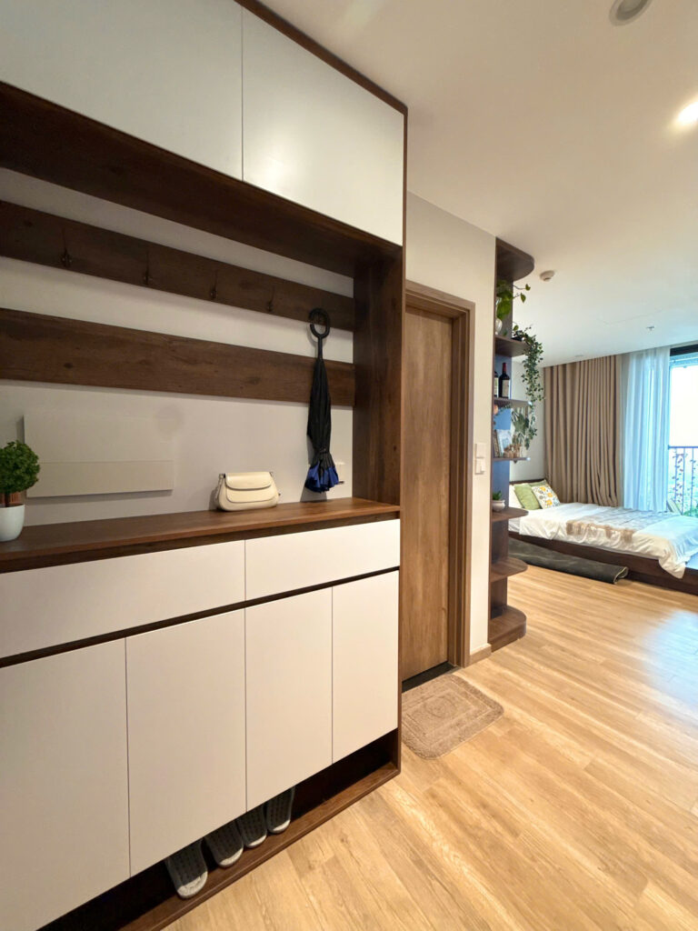 Homestay Landmark Ecopark tòa L1 tầng cao, view đẹp, full nội thất