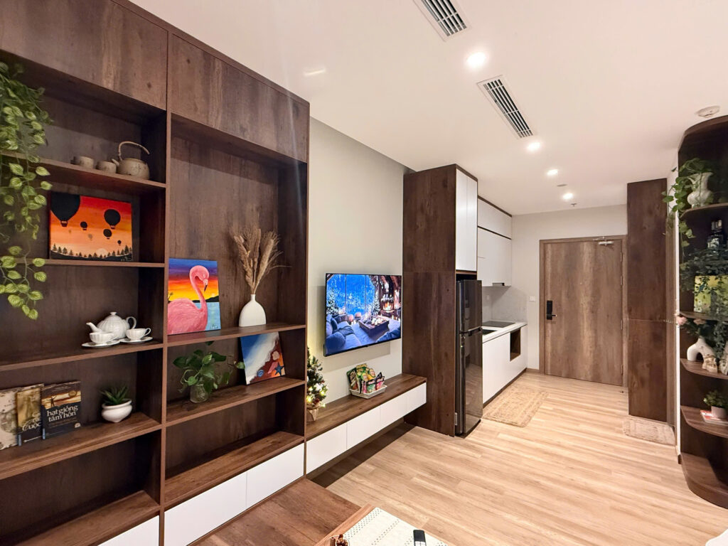 Homestay Landmark Ecopark tòa L1 tầng cao, view đẹp, full nội thất