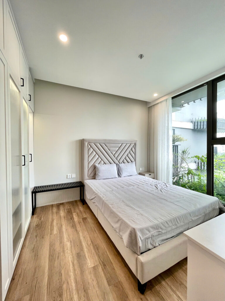 Homestay 2PN Tầng Thấp View Hồ Swanlake Onsen Ecopark | Phù Hợp Người Lớn Tuổi