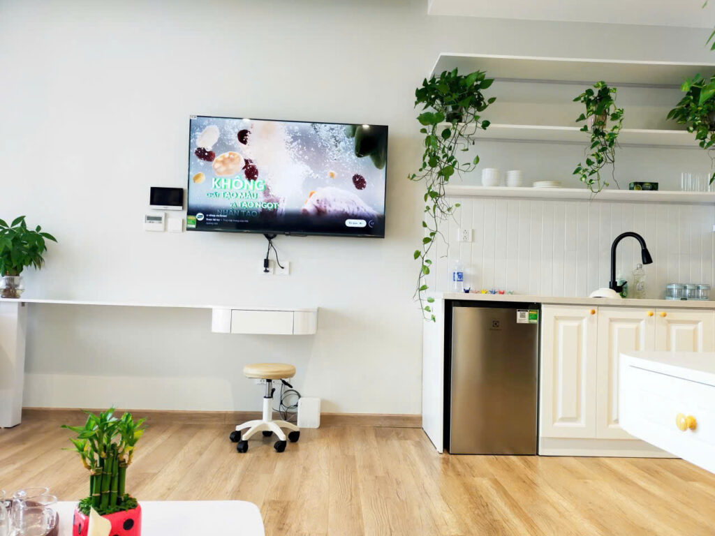 Homestay Landmark Ecopark tòa L1 Homestay Landmark Ecopark tòa L1 full nội thất, vị trí trung tâm, tiện ích đầy đủ