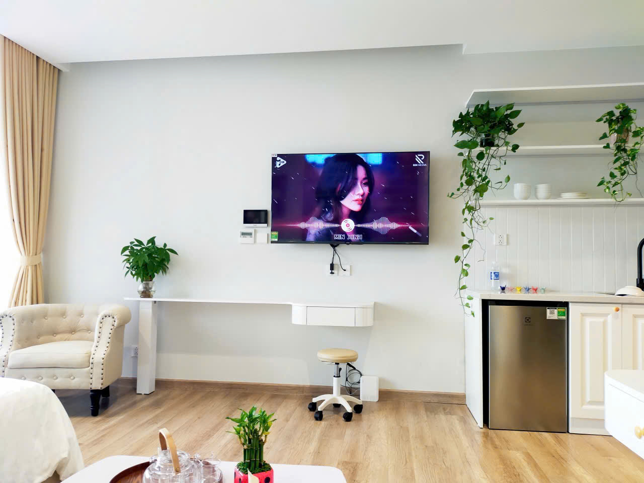 homestay-toa-l1-landmark-ecopark (7) Homestay Landmark Ecopark tòa L1 full nội thất, vị trí trung tâm, tiện ích đầy đủ