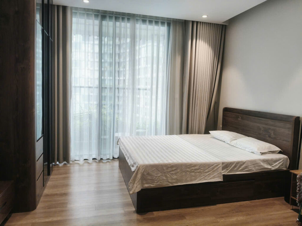 Homestay tòa Landmark Ecopark full nội thất, view hồ đẹp, giá tốt