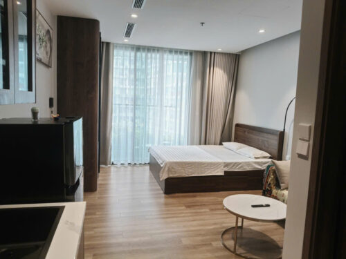 Homestay tòa Landmark Ecopark full nội thất, view hồ đẹp, giá tốt