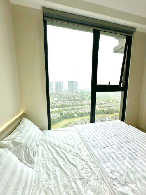 Homestay Sky Forest Ecopark SF2 2 phòng ngủ căn góc tầng 23 view đảo