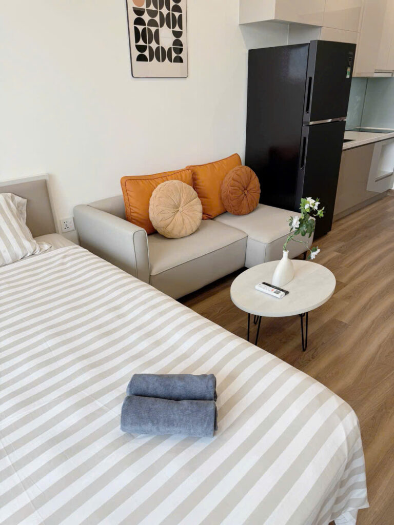 Homestay Airbnb Zurich Vinhomes Ocean Park
