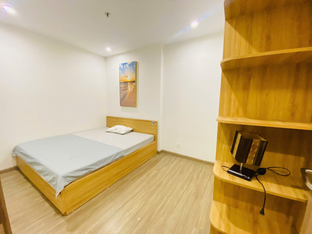 Cho thuê căn hộ 2PN gần technopark vinhomes ocean park