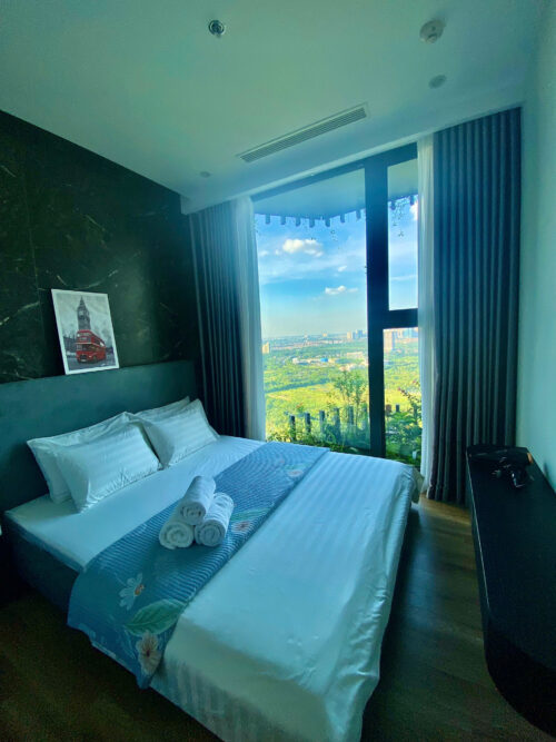 Homestay Ecopark 2PN tòa L1 Landmark tầng 36 view hồ Thiên Nga