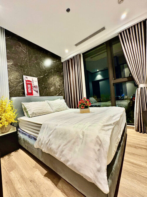 Homestay Ecopark 2PN tòa L1 Landmark tầng 36 view hồ Thiên Nga