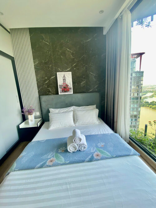 Homestay Ecopark 2PN tòa L1 Landmark tầng 36 view hồ Thiên Nga