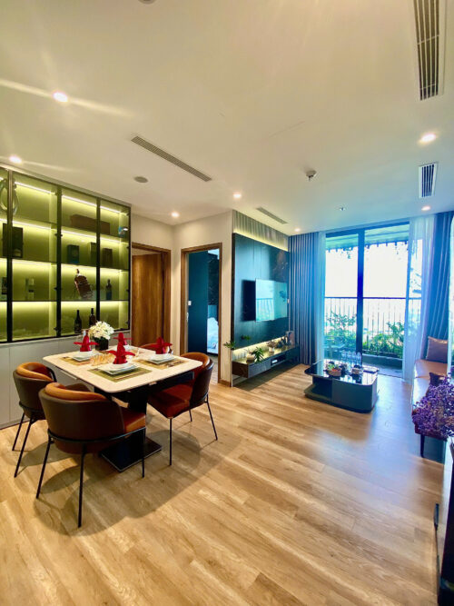 Homestay Ecopark 2PN tòa L1 Landmark tầng 36 view hồ Thiên Nga