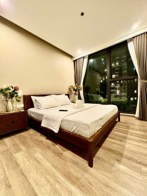 Homestay Swanlake Onsen Ecopark R2 2 phòng ngủ view hồ Thiên Nga và sân Golf