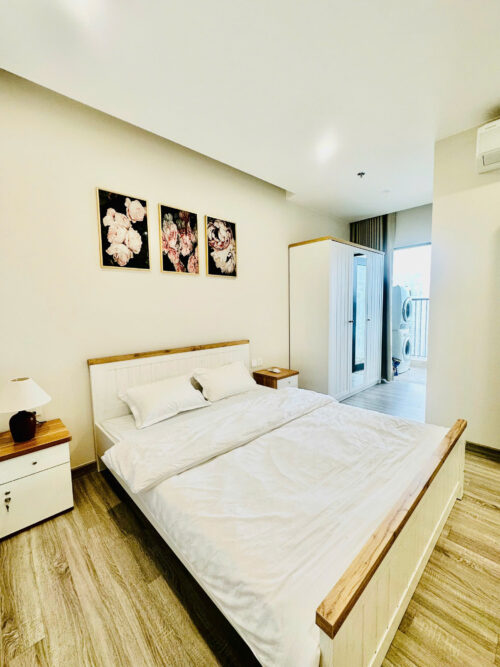 Homestay Sky Forest Ecopark 2 phòng ngủ view công viên