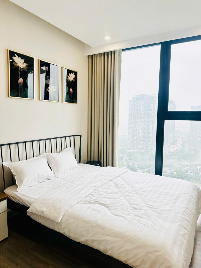 Homestay Sky Forest Ecopark 2 phòng ngủ view công viên