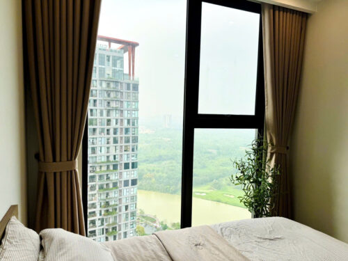 Homestay Ecopark 2PN Tòa R1 View Hồ Có Bồn Tắm Cực Đẹp