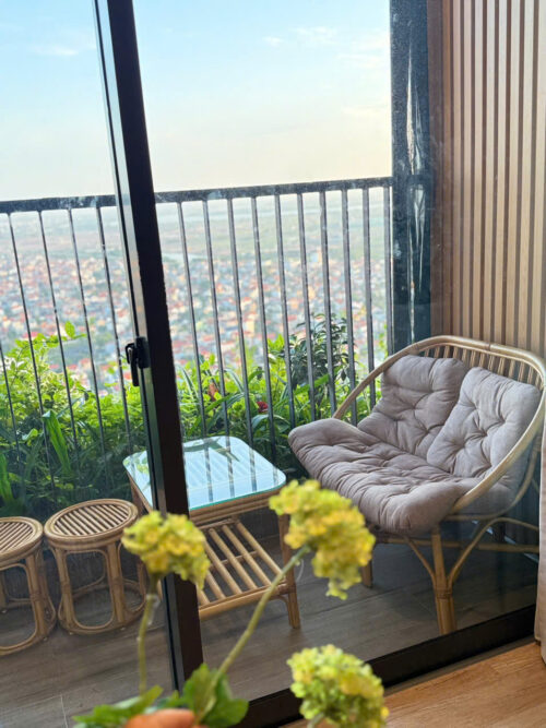 Cho thuê homestay Studio tại Landmark L2 Ecopark tầng cao view sông Hồng