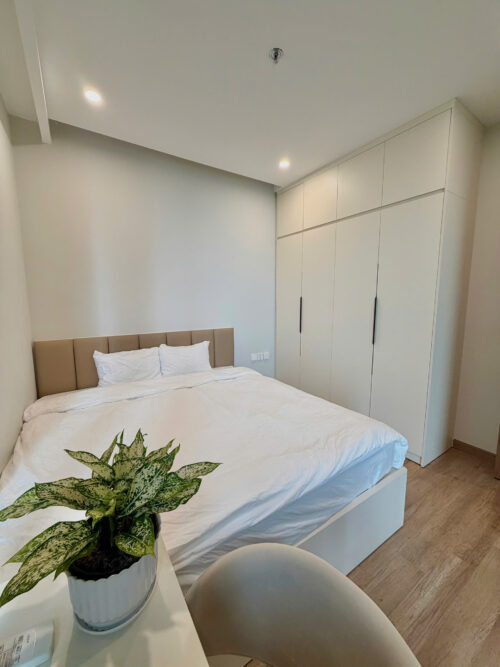Homestay Swanlake Onsen Ecopark R1 tầng cao view hồ Thiên Nga
