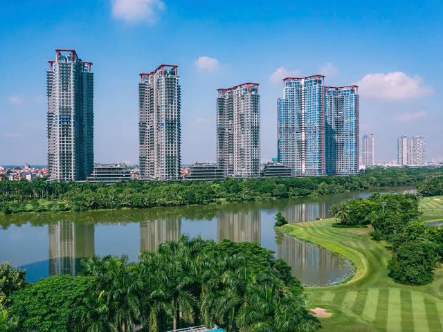 Where to Live Near BUV in Ecopark | Student Housing Guide