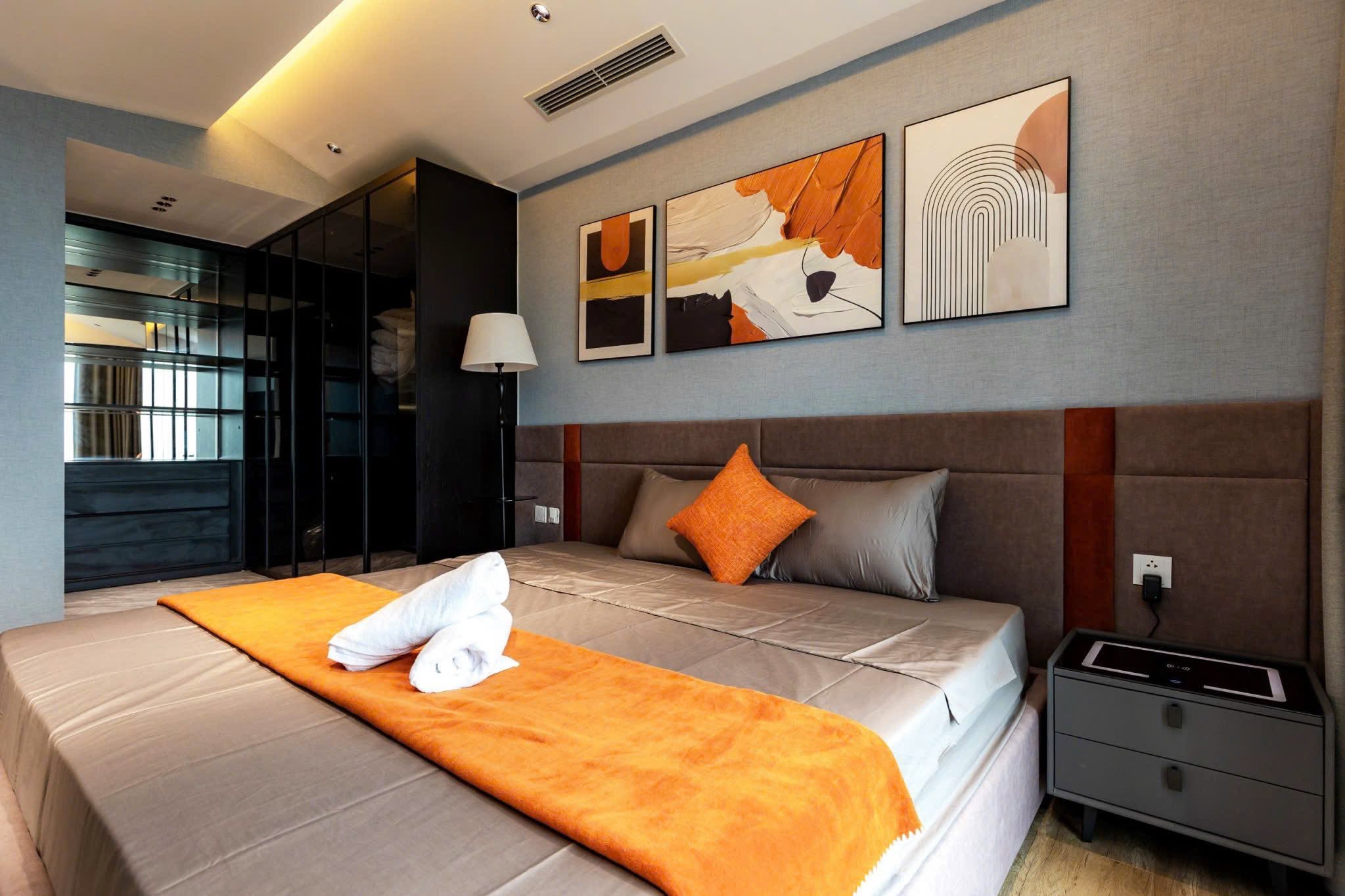 cho-thue-homestay-duplex-ecopark-can-ho-thong-tang-sang (12) Thuê Homestay Duplex Ecopark với thiết kế thông tầng sang trọng
