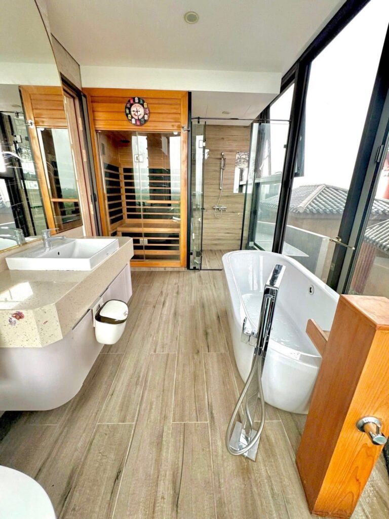 Homestay Có Bồn Tắm Ecopark View Đẹp