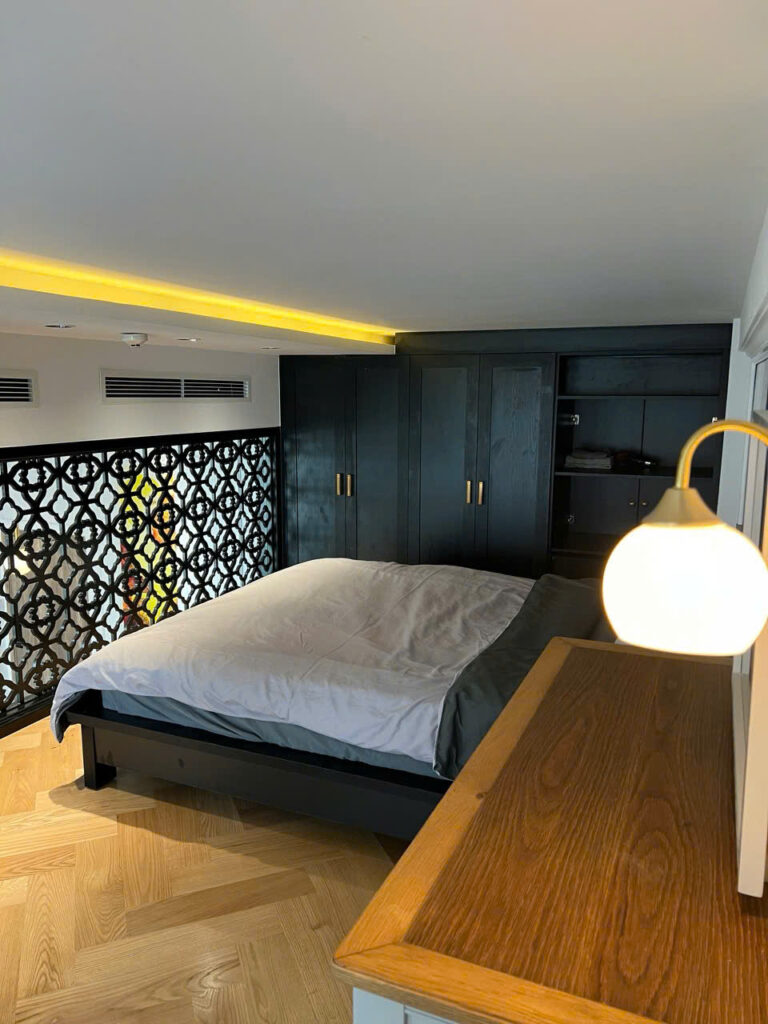 Homestay Gần Bệnh Viện Quốc Tế Ecopark | Căn Hộ Lưu Trú Tiện Nghi