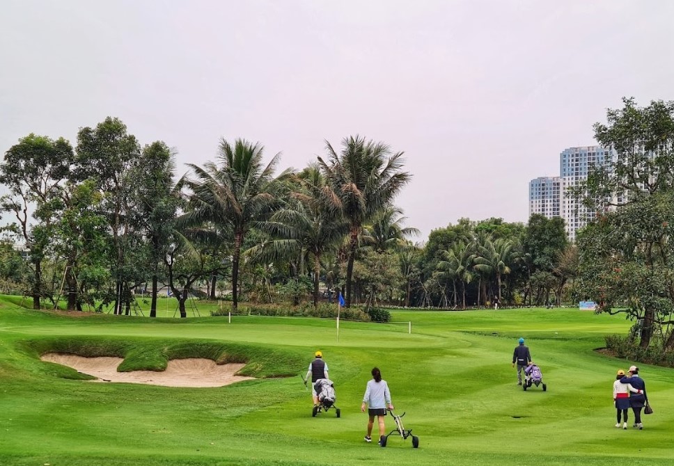 Homestay Gần Sân Golf Ecopark