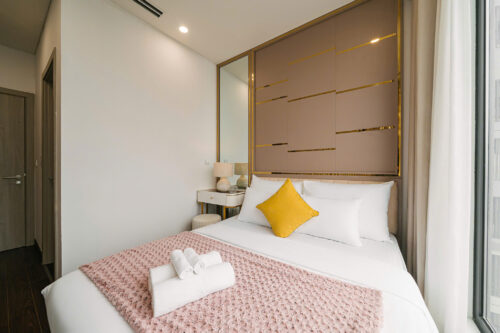 Homestay Masteri West Heights Tòa C 2PN 2WC Tầng Cao View Thoáng Đẹp