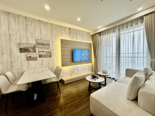 Homestay Masteri West Heights tòa D căn 1PN+1 diện tích 50m², tầng cao, view hồ
