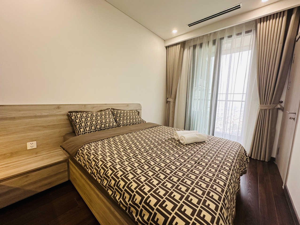 homestay-vinhomes-smart-city-can-2pn-2wc-masterise (4) Cho thuê homestay Vinhomes Smart City căn 2PN 2WC tại Masterise West Heights tòa A
