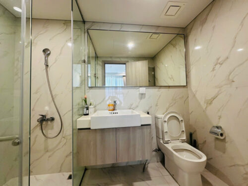 Homestay Masterise West Heights 2PN 2WC View Hồ