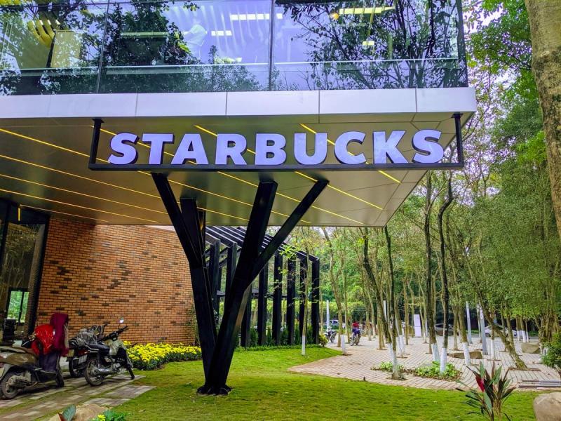 Starbucks Ecopark