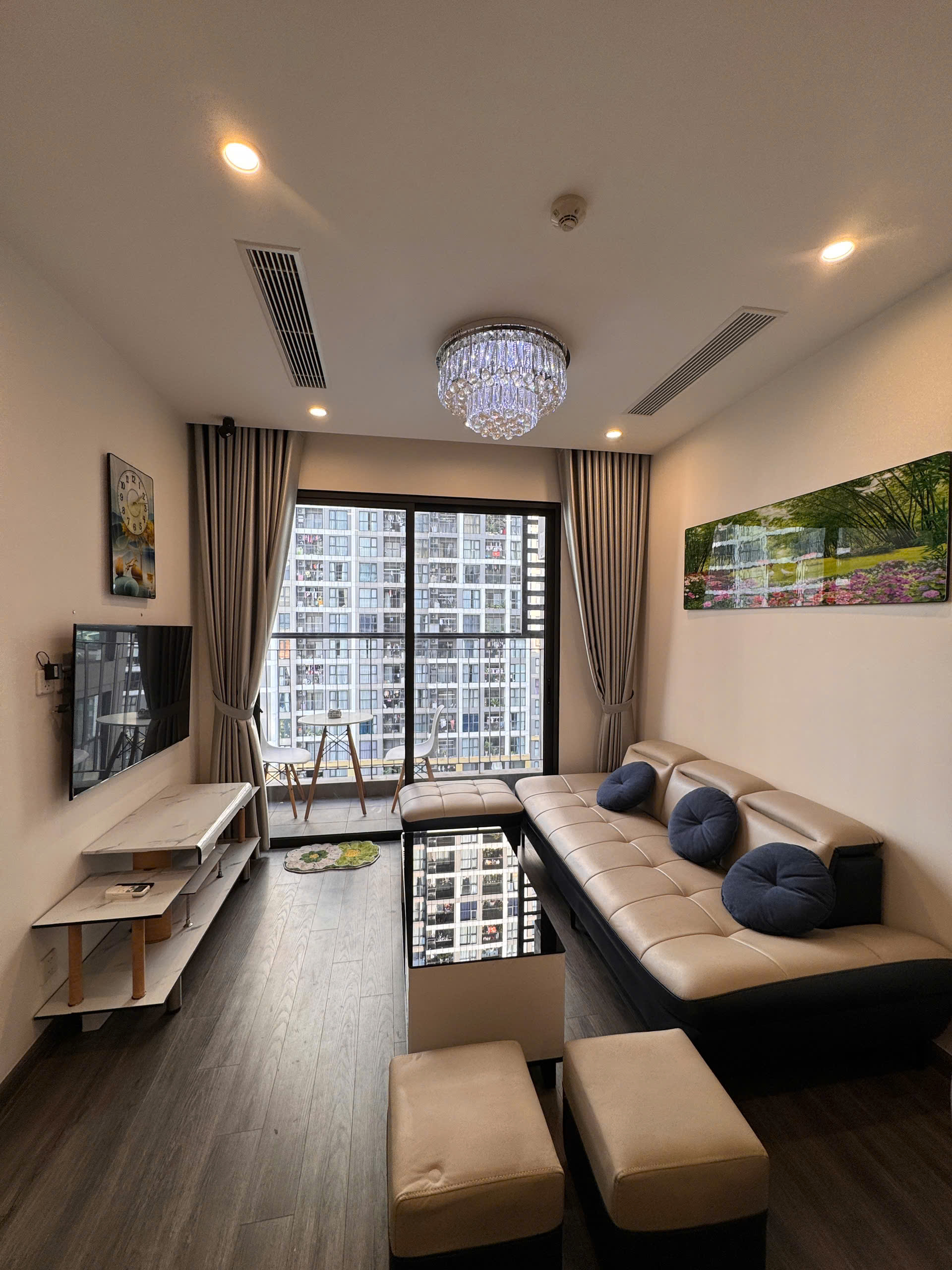 1-bedroom-apartment-for-rent-r1-01-ruby-vinhomes-ocean-park (4) 1 Bedroom Apartment for Rent in R1.01 Ruby